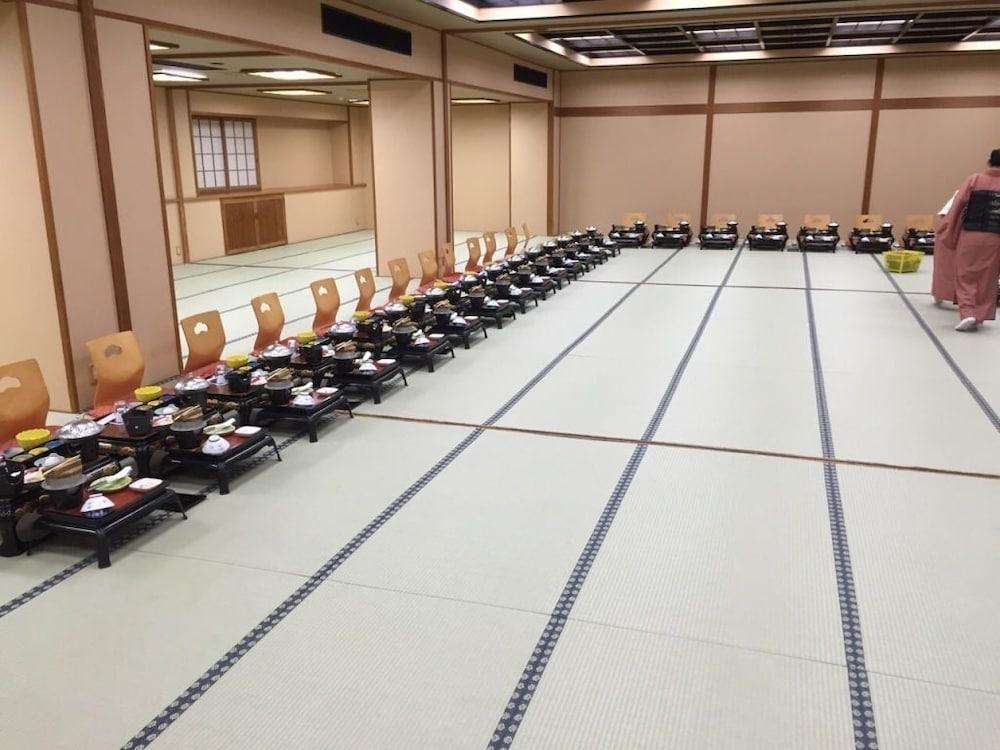 Hokuriku Yamashiro Onsen Hotel Kikyou Kaga  Buitenkant foto