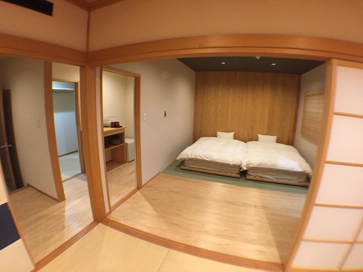 Hokuriku Yamashiro Onsen Hotel Kikyou Kaga  Buitenkant foto